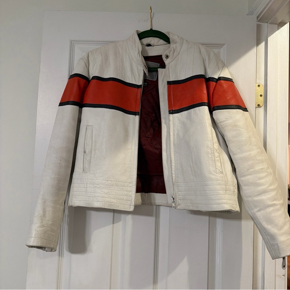 Big Dog Motorcycles Leather Jacket Women’s Cropped Moto Cream Orange BD Patch - Picture 3 of 8